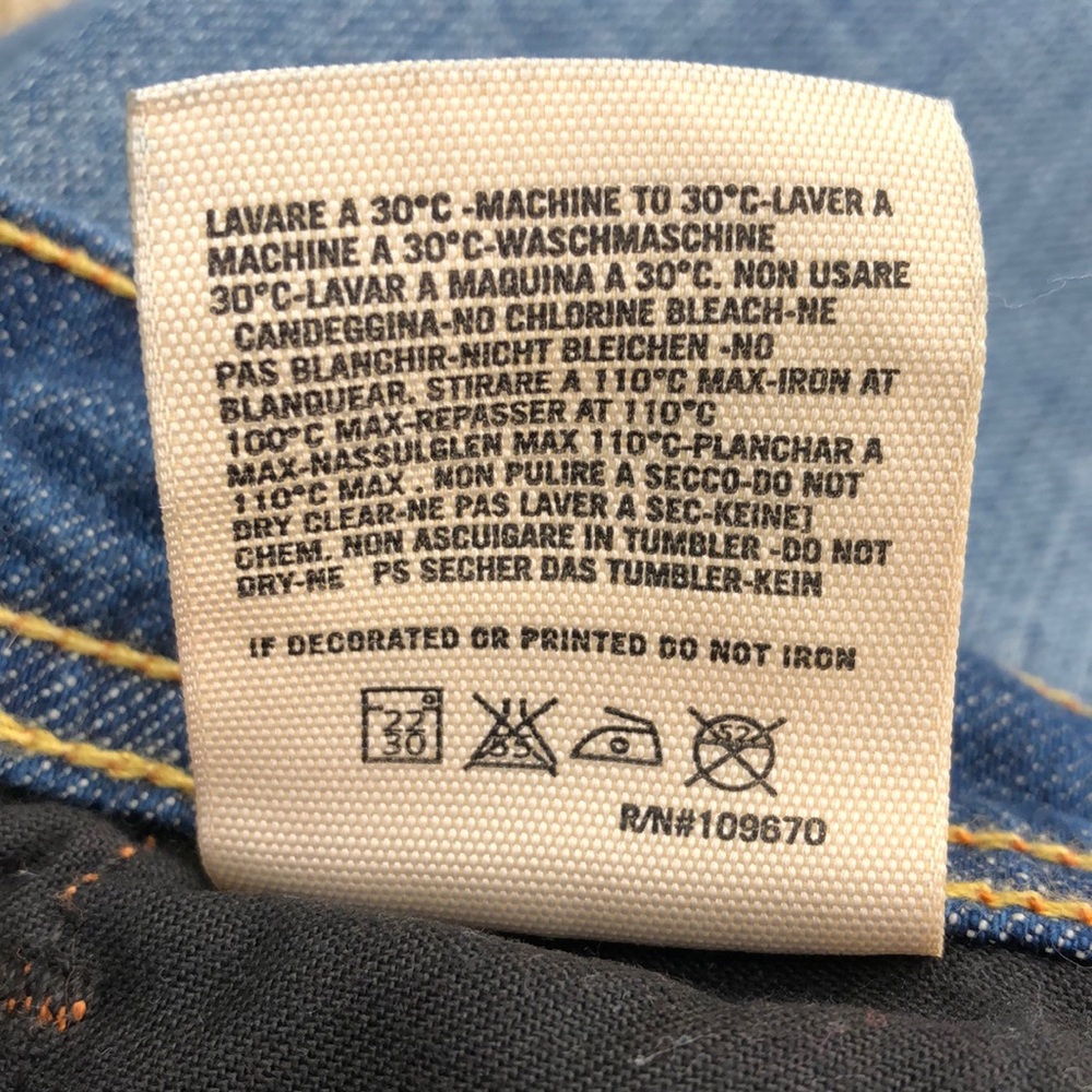 Citizens Of Humanity Flare Leg Jeans, Size 32 - Picture 7 of 7